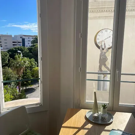 Апартаменты Centre 2-room By Palais Des Festivals &